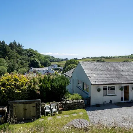 Beautiful Detached Hot Tub Sauna - Pass The Keys Prázdninový dům *