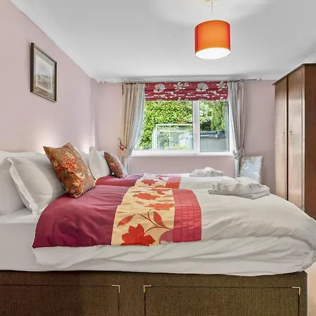 Prázdninový dům Beautiful Detached Hot Tub Sauna - Pass The Keys Lakeside