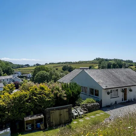 Beautiful Detached Hot Tub Sauna - Pass The Keys Lakeside