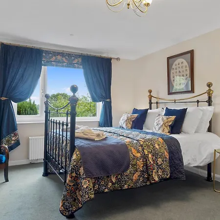 Prázdninový dům Beautiful Detached Hot Tub Sauna - Pass The Keys *