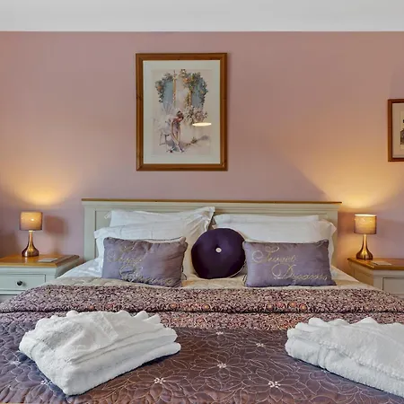 Beautiful Detached Hot Tub Sauna - Pass The Keys Prázdninový dům *