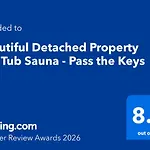 Beautiful Detached Hot Tub Sauna - Pass The Keys